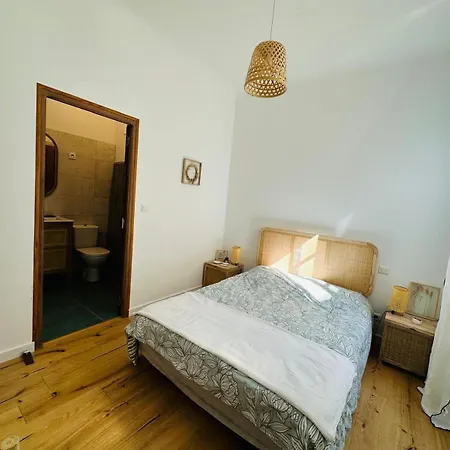 Au Coeur De L'ecusson *