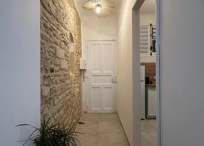 Apartment Au Coeur De L'ecusson *